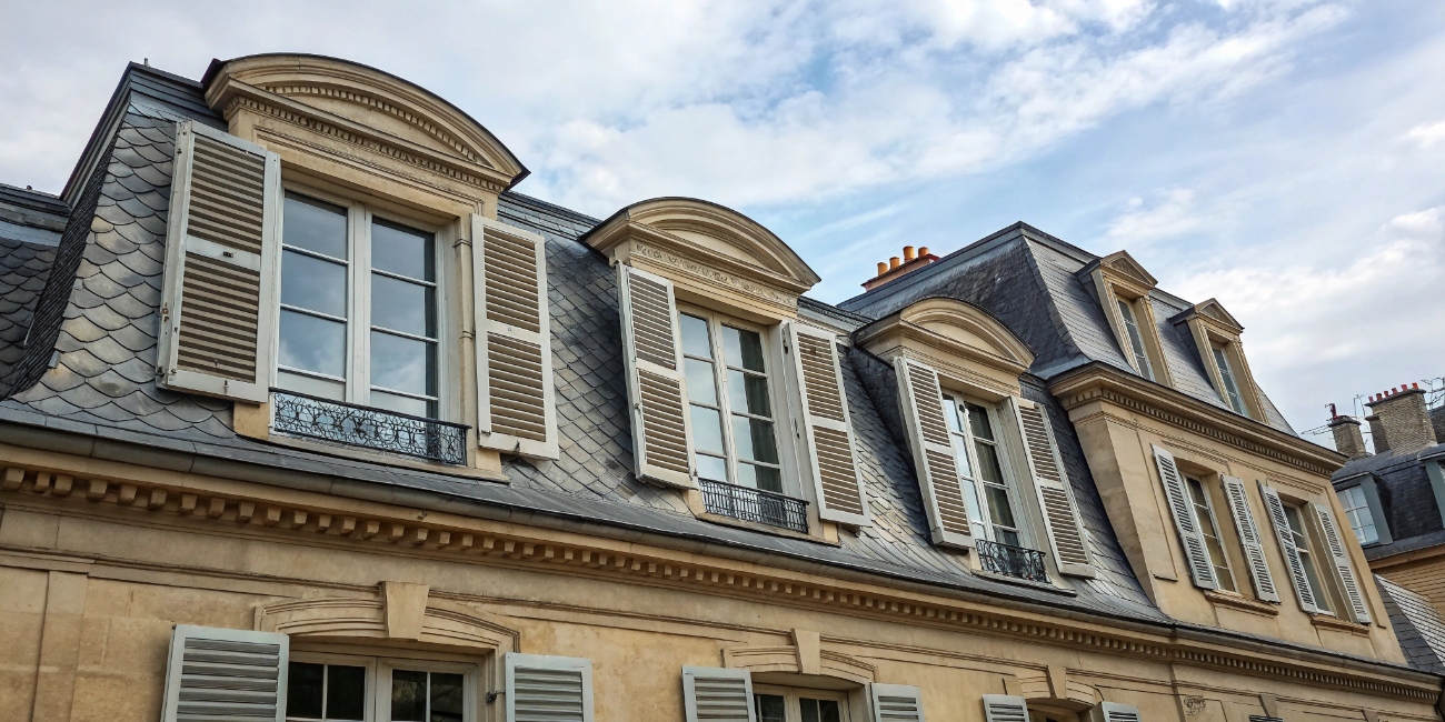 Мансардные окна в Беларуси: виды, размеры и правила монтажа